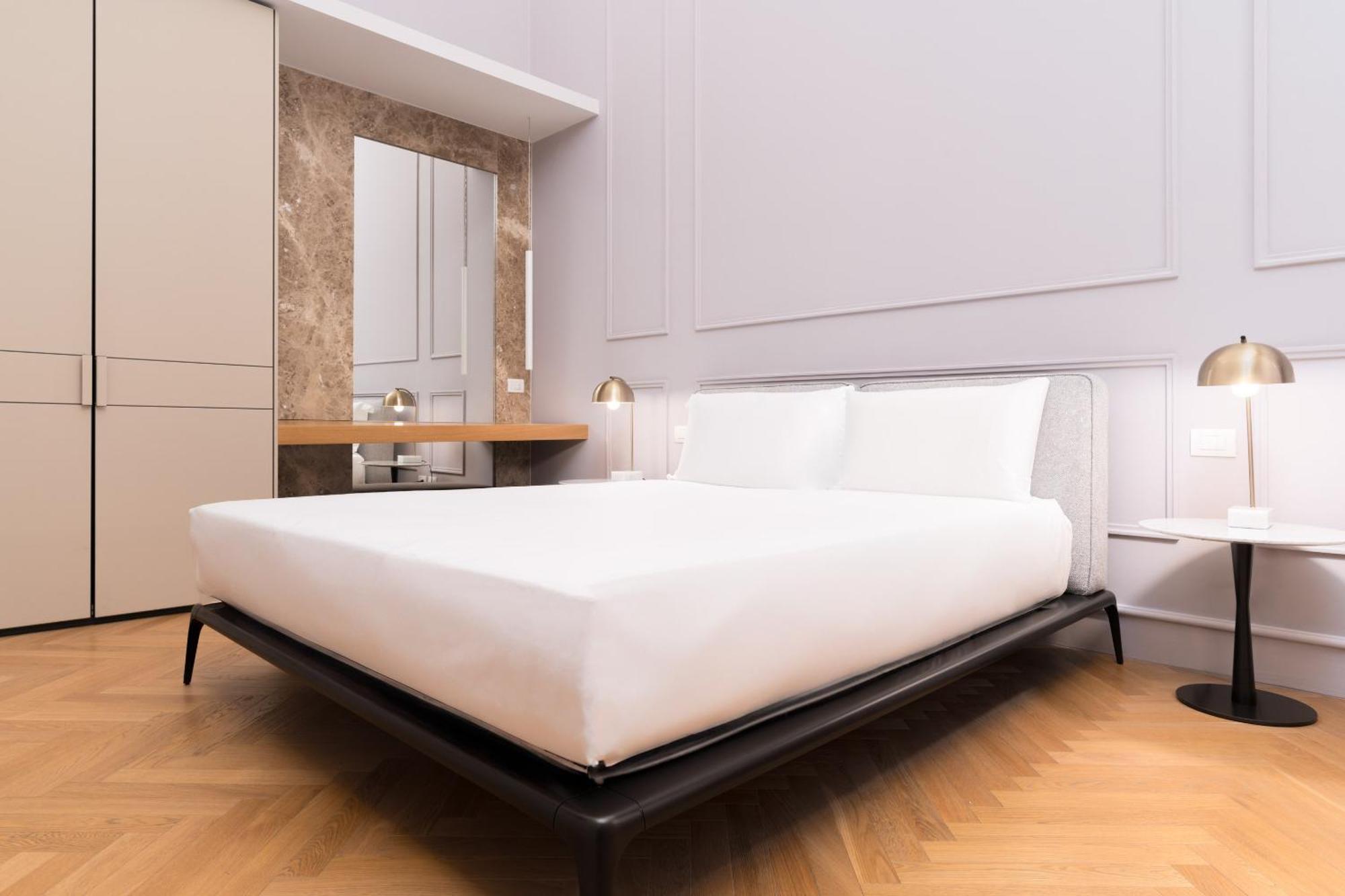 Limehome Lecce Palazzo Bn Zewnętrze zdjęcie