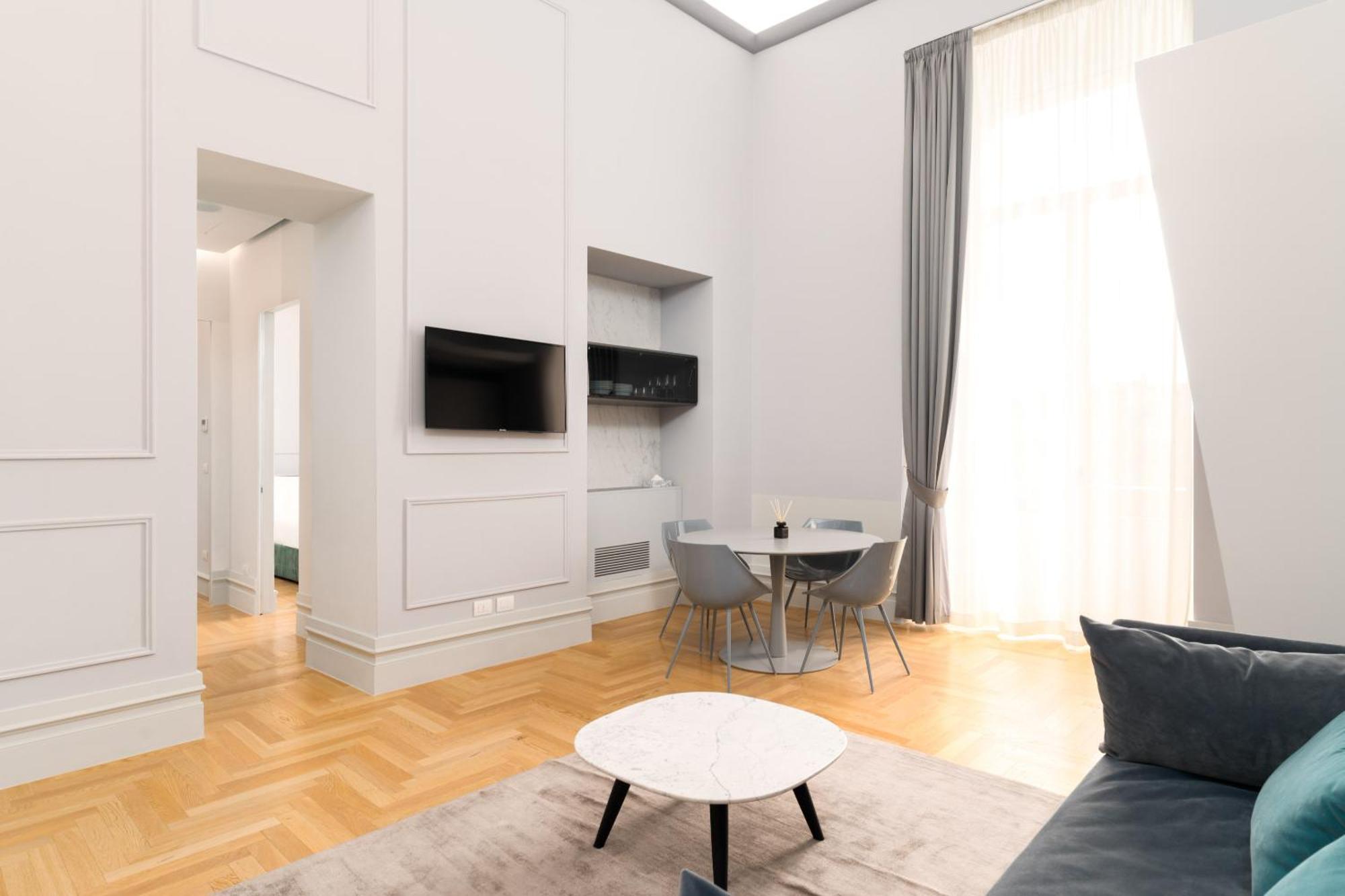 Limehome Lecce Palazzo Bn Zewnętrze zdjęcie