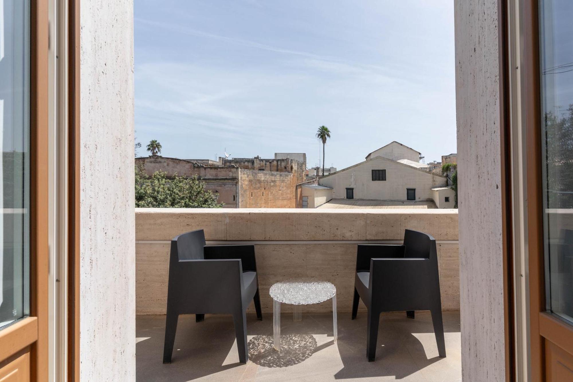 Limehome Lecce Palazzo Bn Zewnętrze zdjęcie