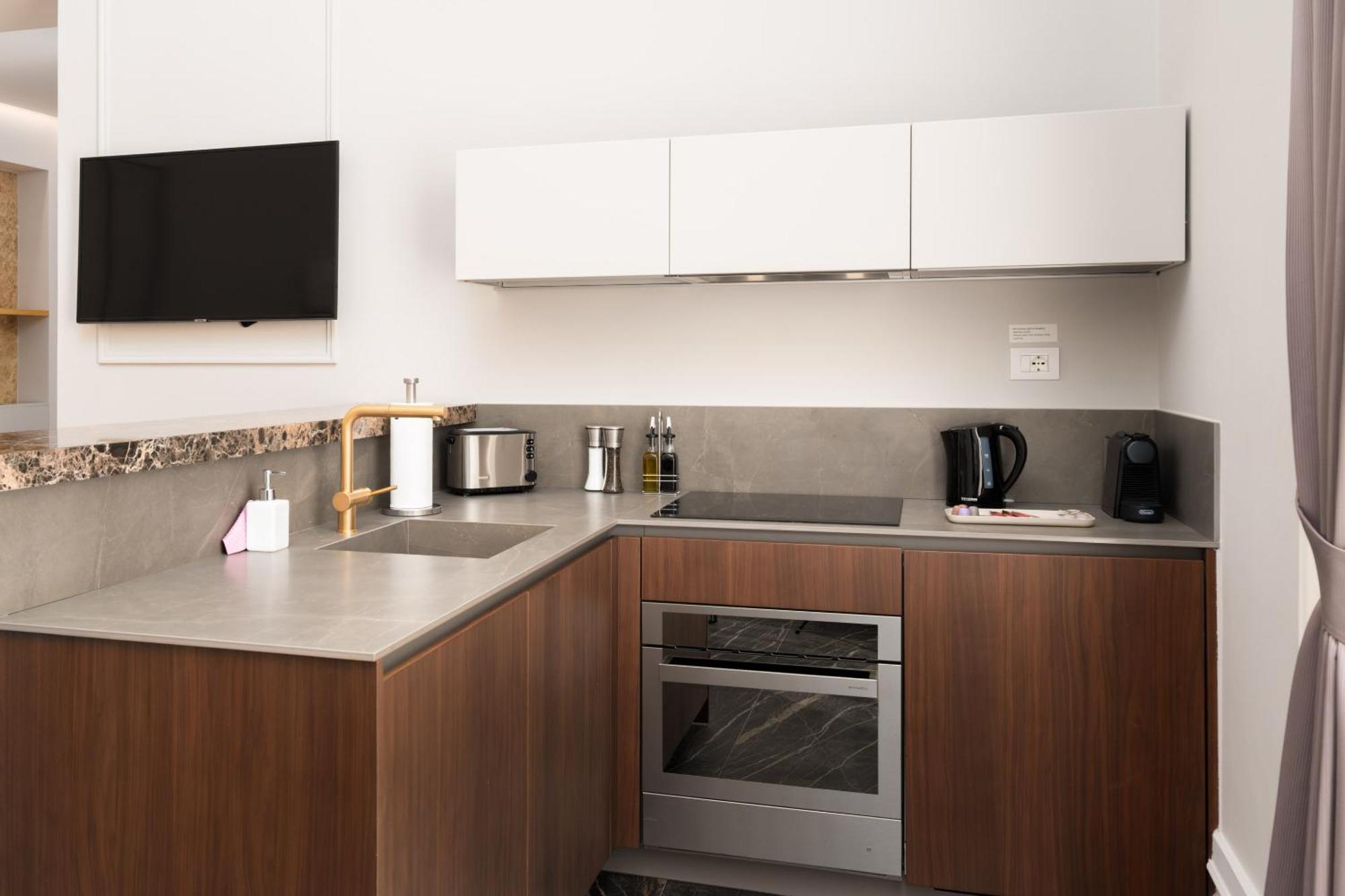 Limehome Lecce Palazzo Bn Zewnętrze zdjęcie