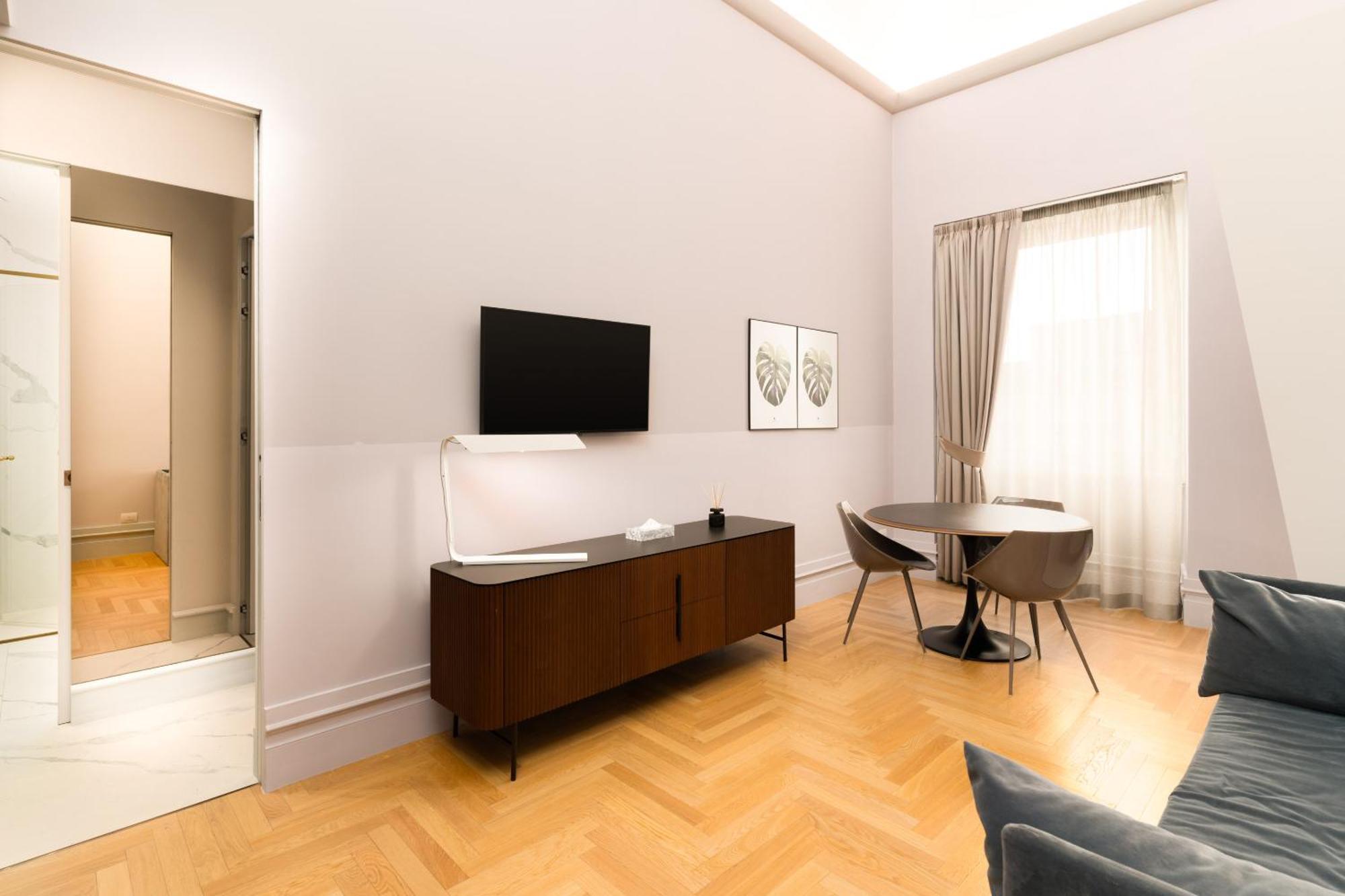 Limehome Lecce Palazzo Bn Zewnętrze zdjęcie